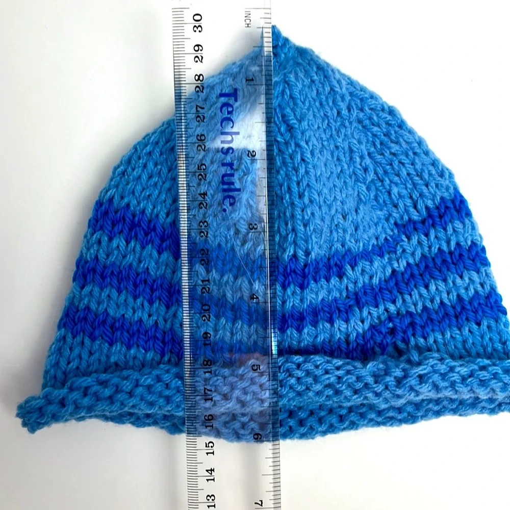 One of a kind gift. Lorraine hand knitted baby hats.  NEW 1624